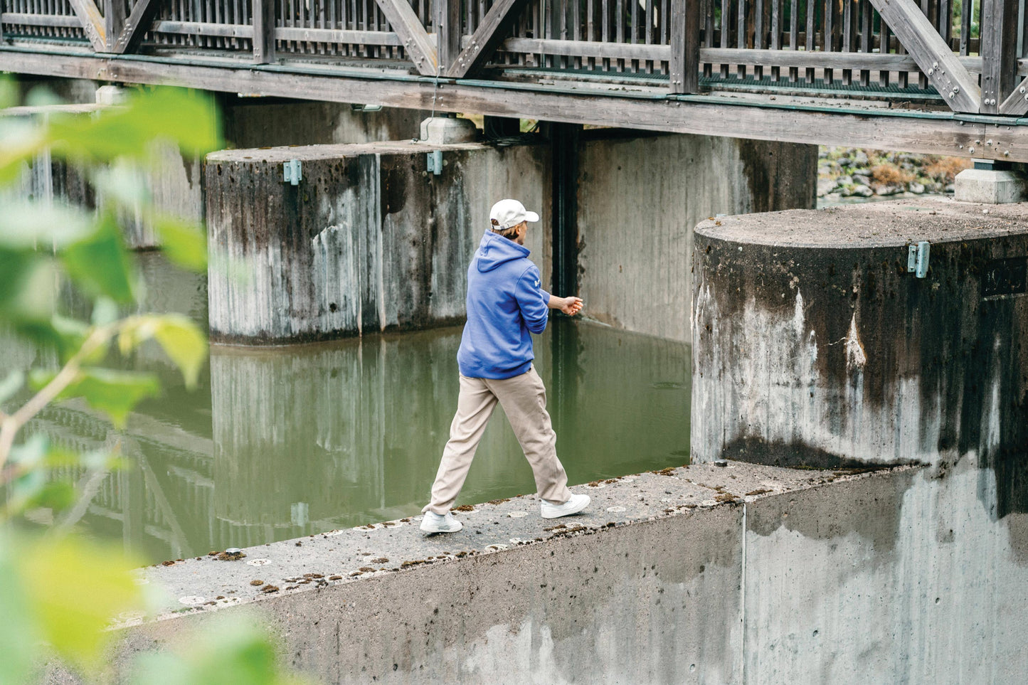 2023 Mystic Bolt Hood Sweat