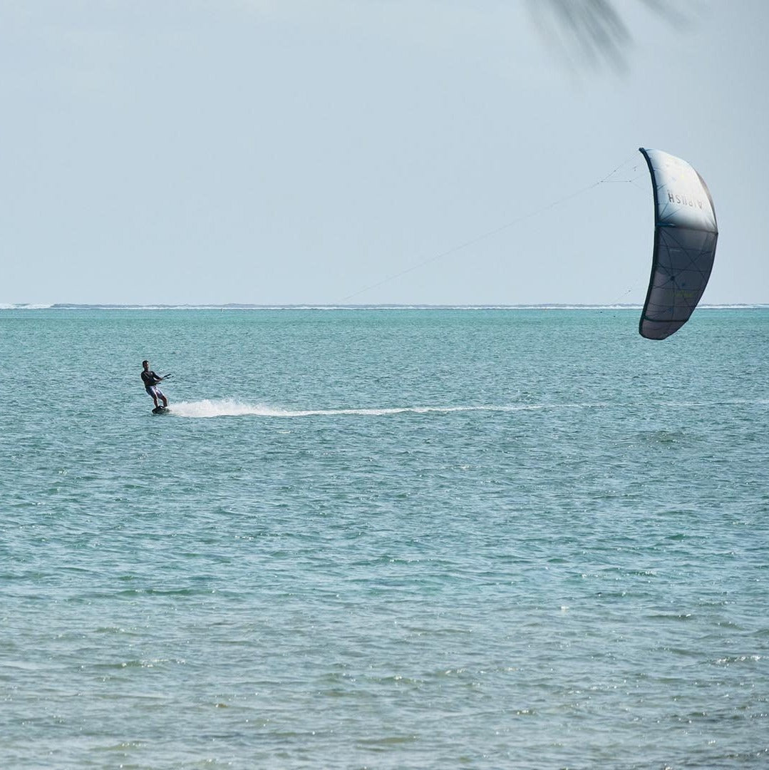 Airush LITHIUM TEAM V13 Kite