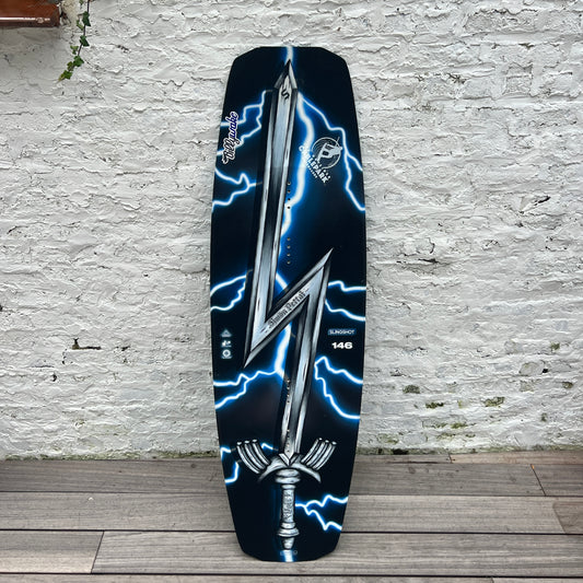 2025 Slingshot VOLT Wakeboard 146cm | USED / GRADE A