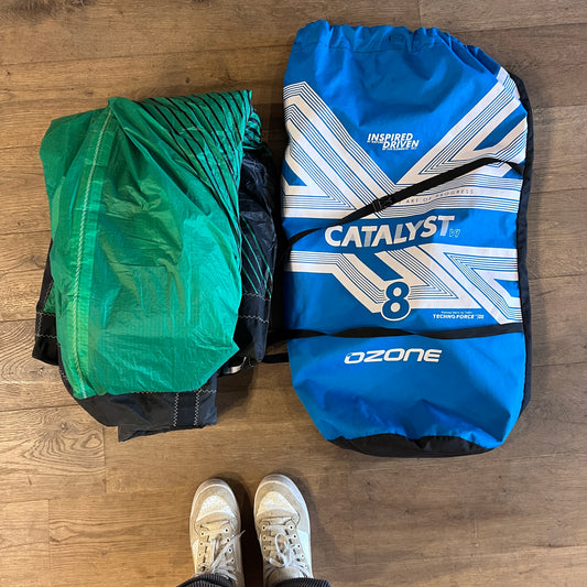 Ozone 8m CATALYST V1 Kite Only w/bag | USED / GRADE B