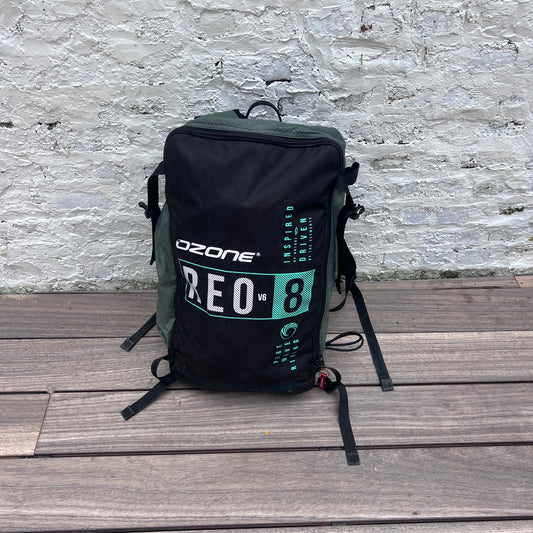 Ozone 8m REO V6 Kite Only w/bag | USED / GRADE A