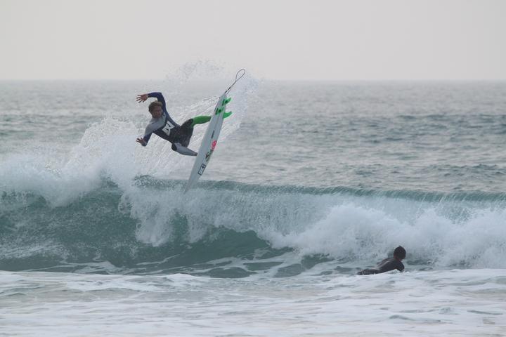 Feather Fins Ultralight Single Tab Small (55-70Kg)