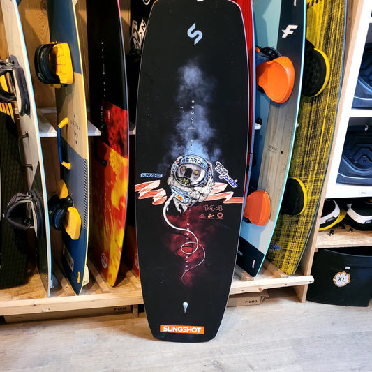 2024 Slingshot BEARDEN Wakeboard 144cm - NUM4 | USED / GRADE B