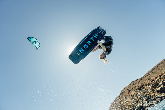 How to choose your first kite in 2026: size, shape and level
