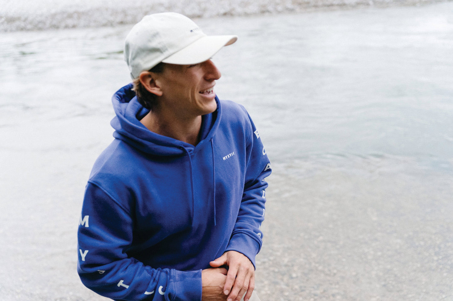 Mystic Bolt Hood Sweat