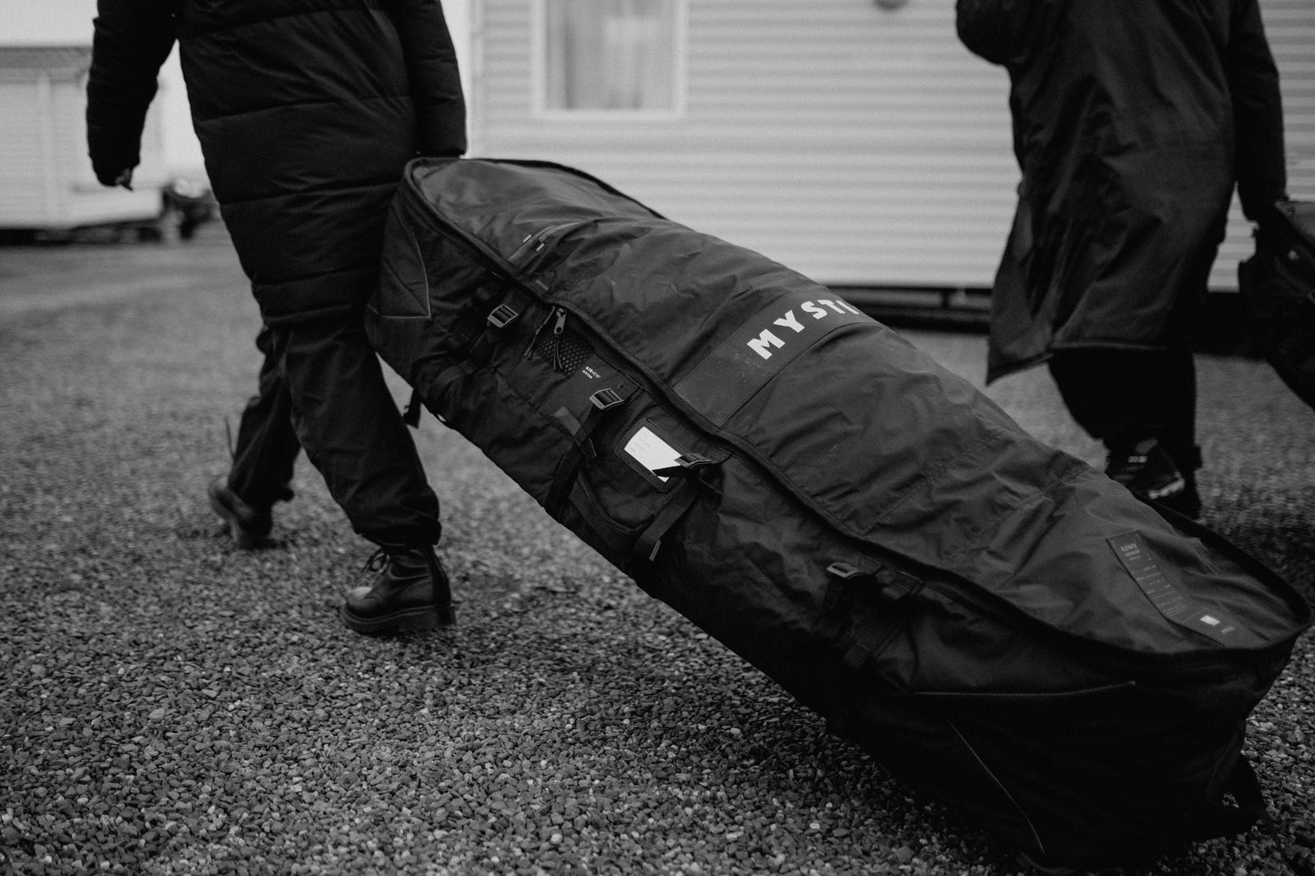 Mystic Elevate Lightweight Boardbag | Winter 24-25