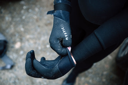 Mystic Roam Glove 3mm 5Finger Precurved | Winter 24-25