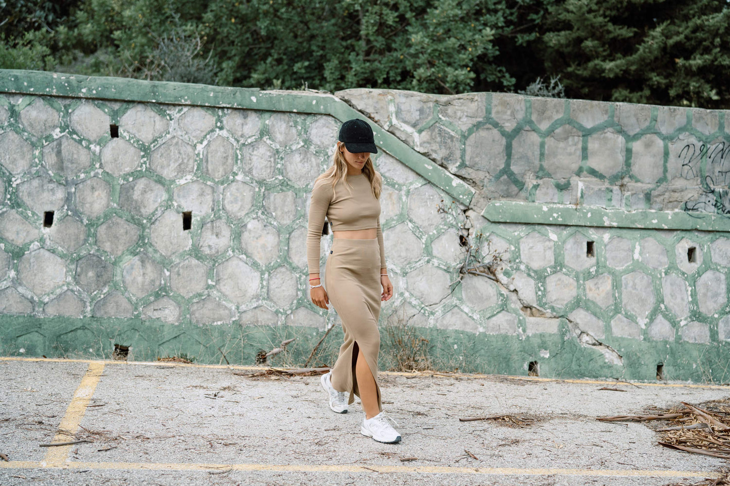 Mystic Glow Crop Tee Women 25