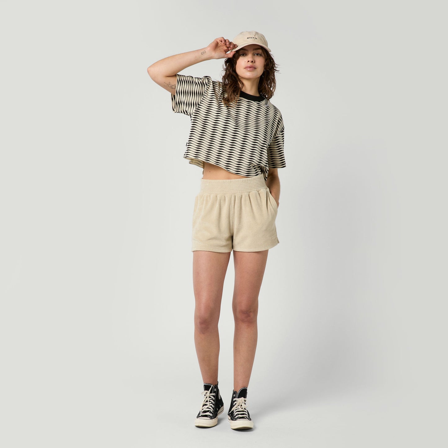 Mystic Freedom Short Women