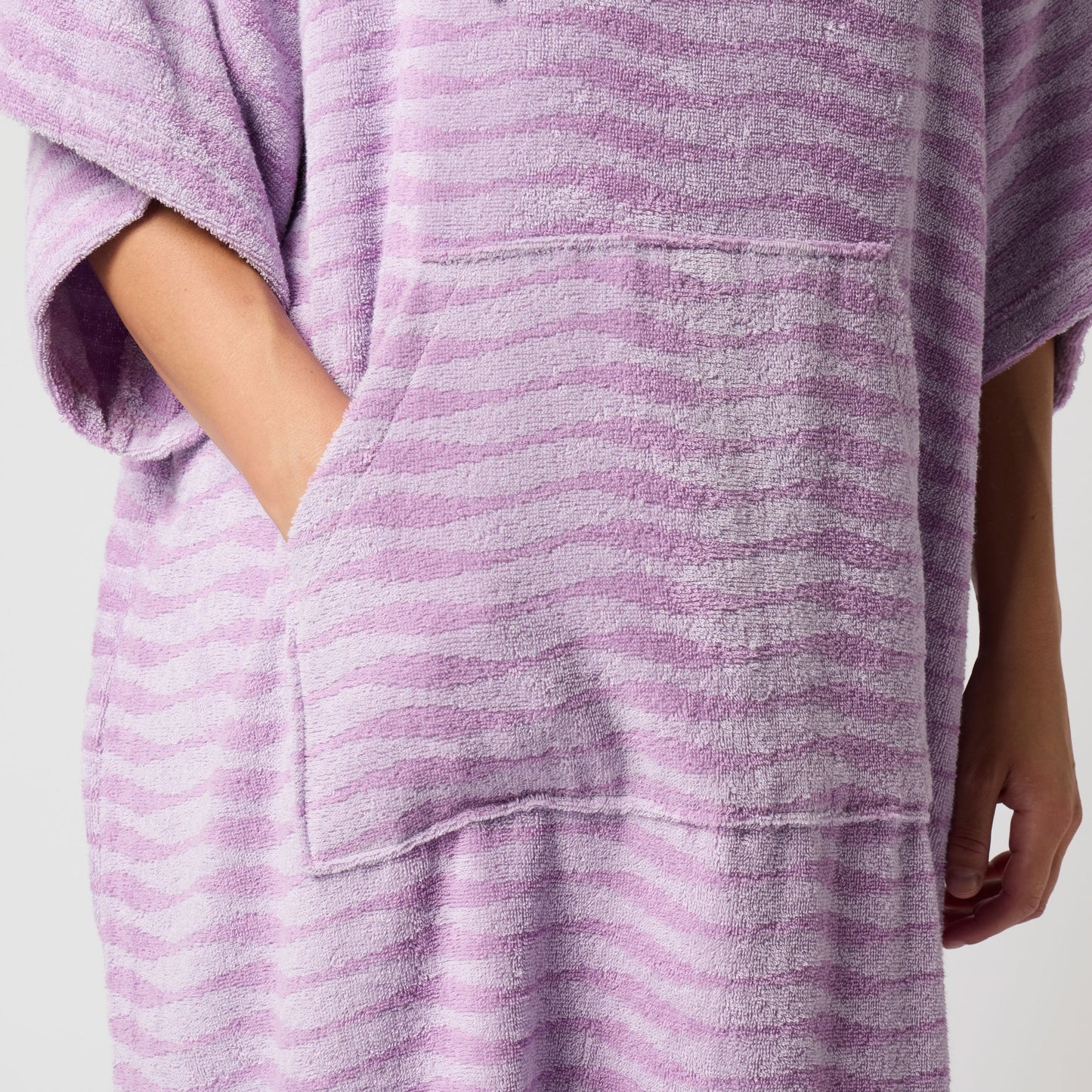 2024 Mystic Poncho Jacquard