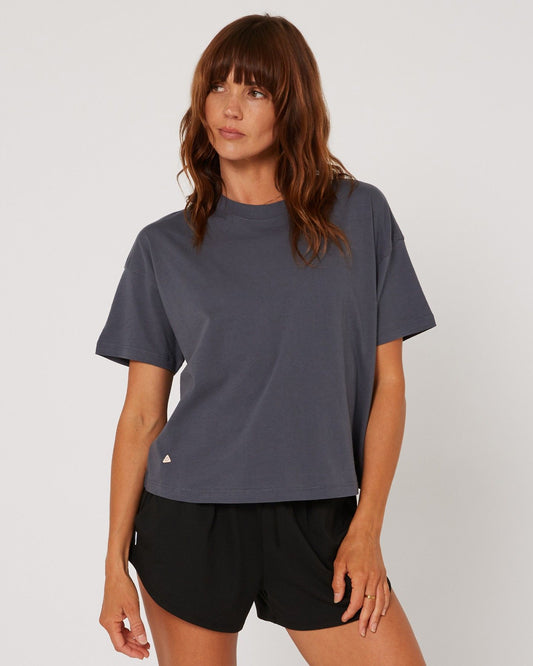 2026 Follow Rhea Oversized Tee
