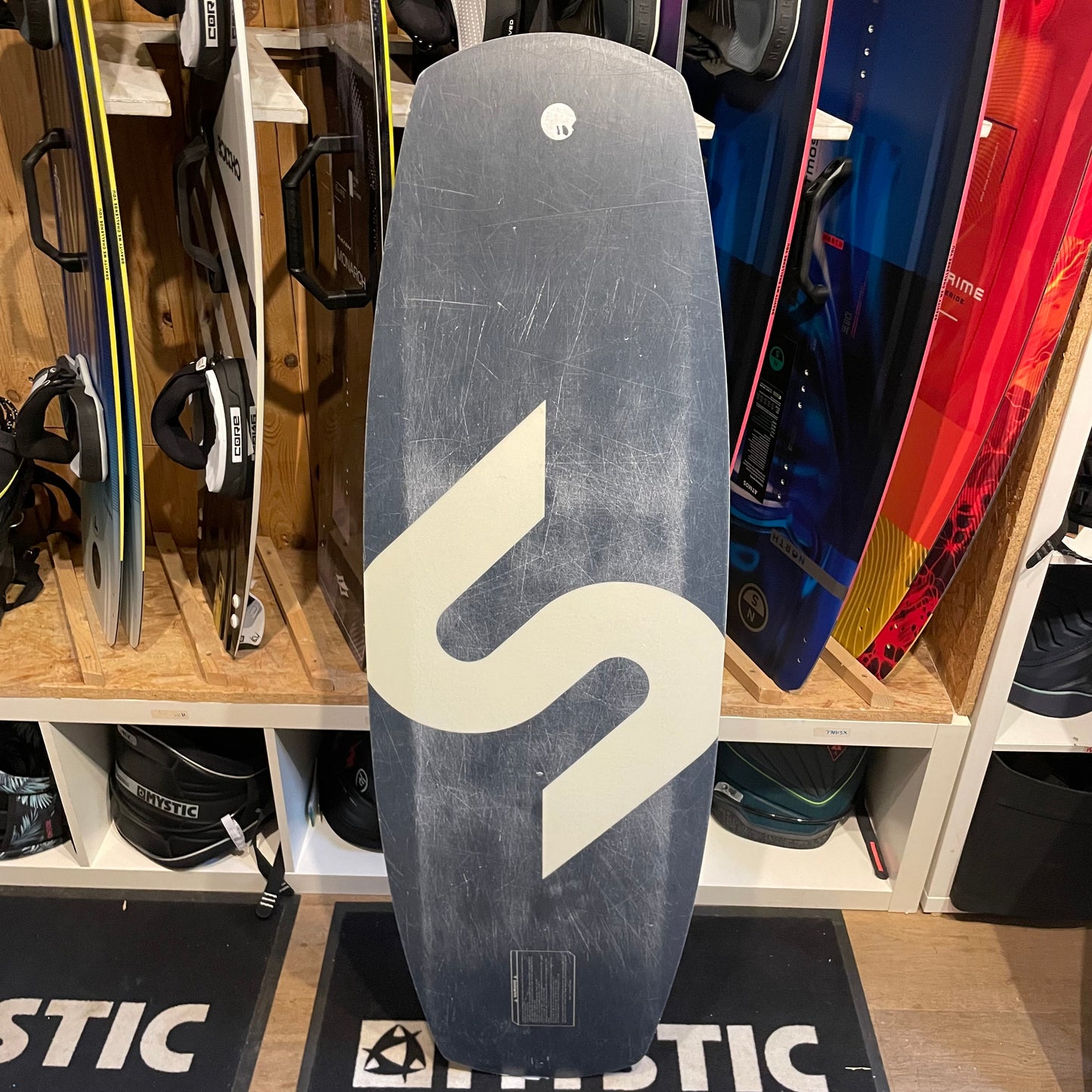 2024 Slingshot COALITION Wakeboard 145cm WK-010  | USED / GRADE C