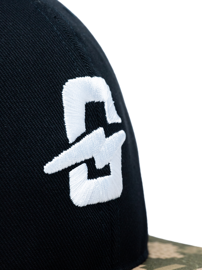 Bangproof Cap Helmet - Black / Digital Camo