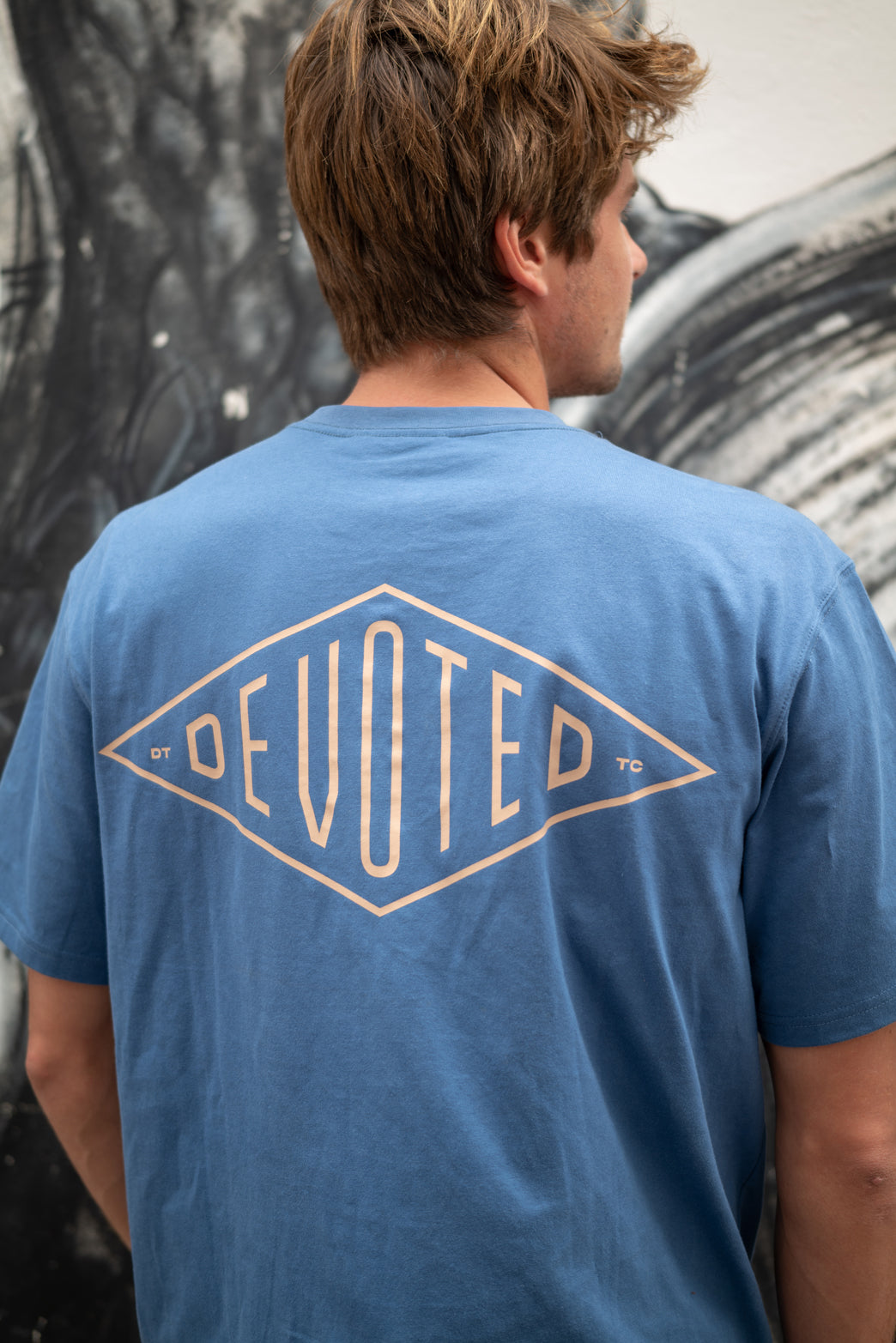 Devoted Printed Diamond Tee 200Gr