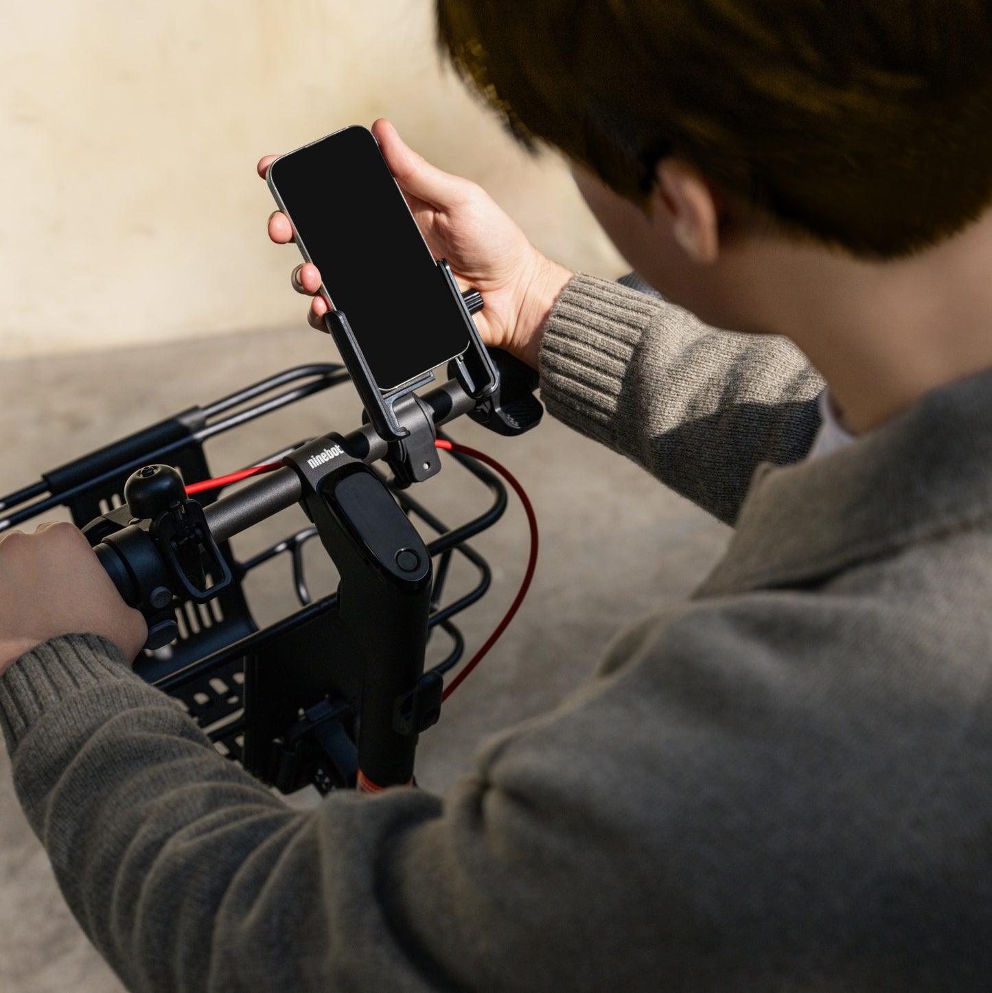 Segway-Ninebot F2 PRO E II Kickscooter | 900w 36v 460 Wh