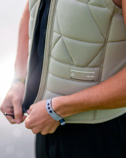 Follow Love nor Money | 26 - Impact Wake Vests