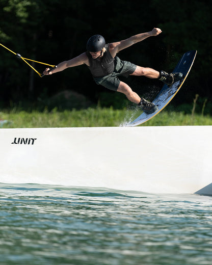 Follow Total | 26 - Impact Wake Vests