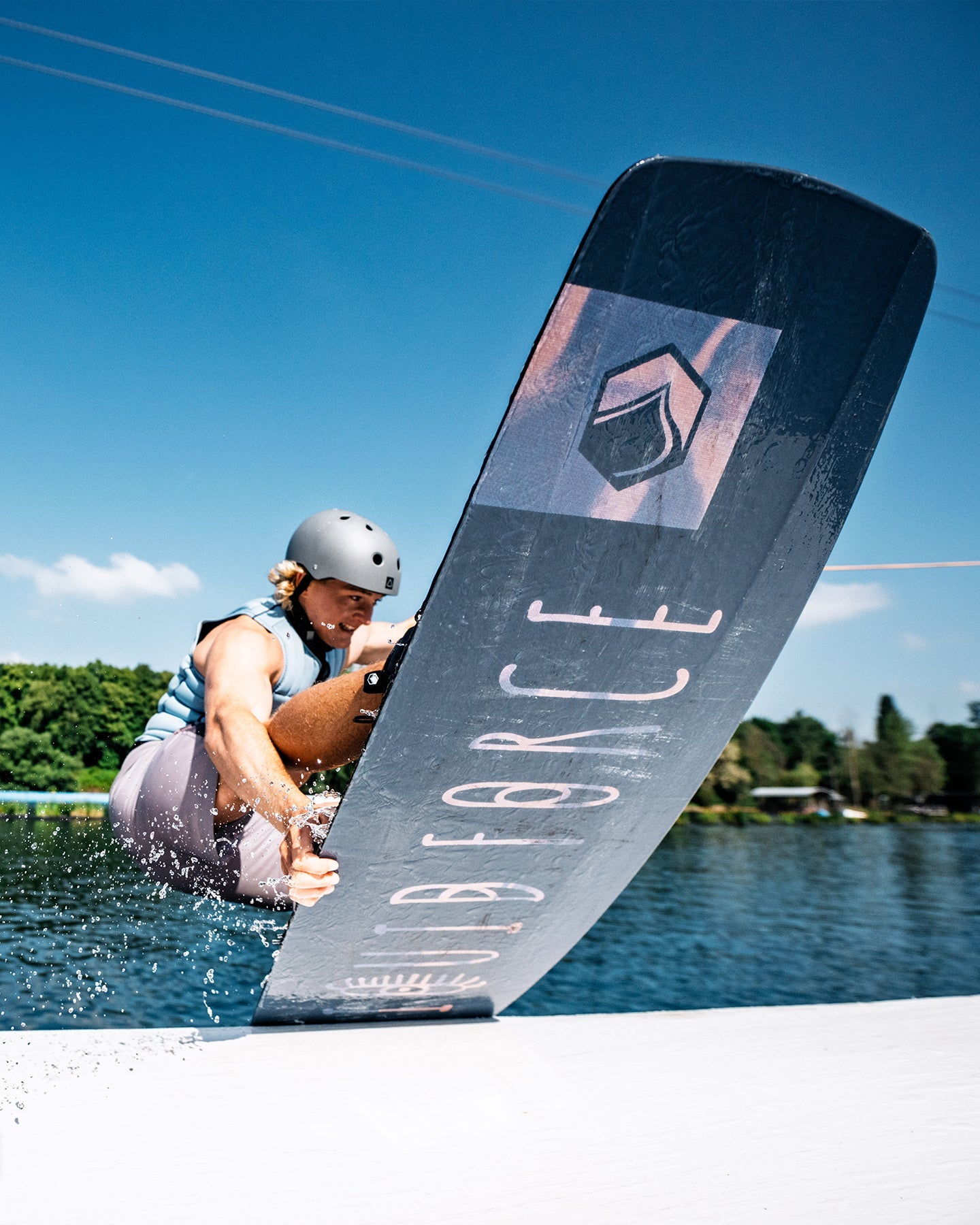 Follow Total | 26 - Impact Wake Vests