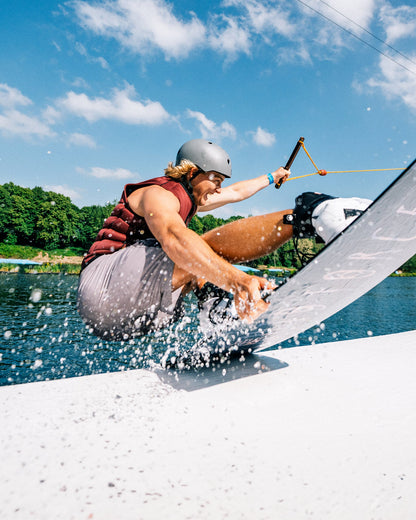 Follow Total | 26 - Impact Wake Vests