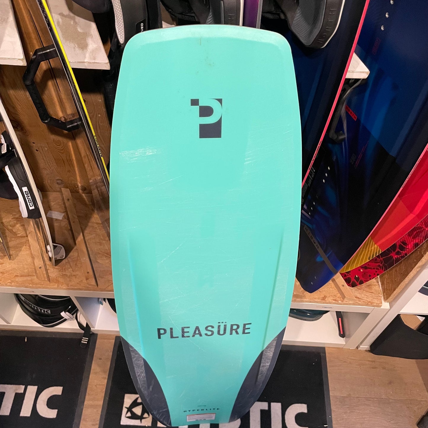 2025 HYPERLITE pleasure board 148cm WK024 | USED / GRADE B