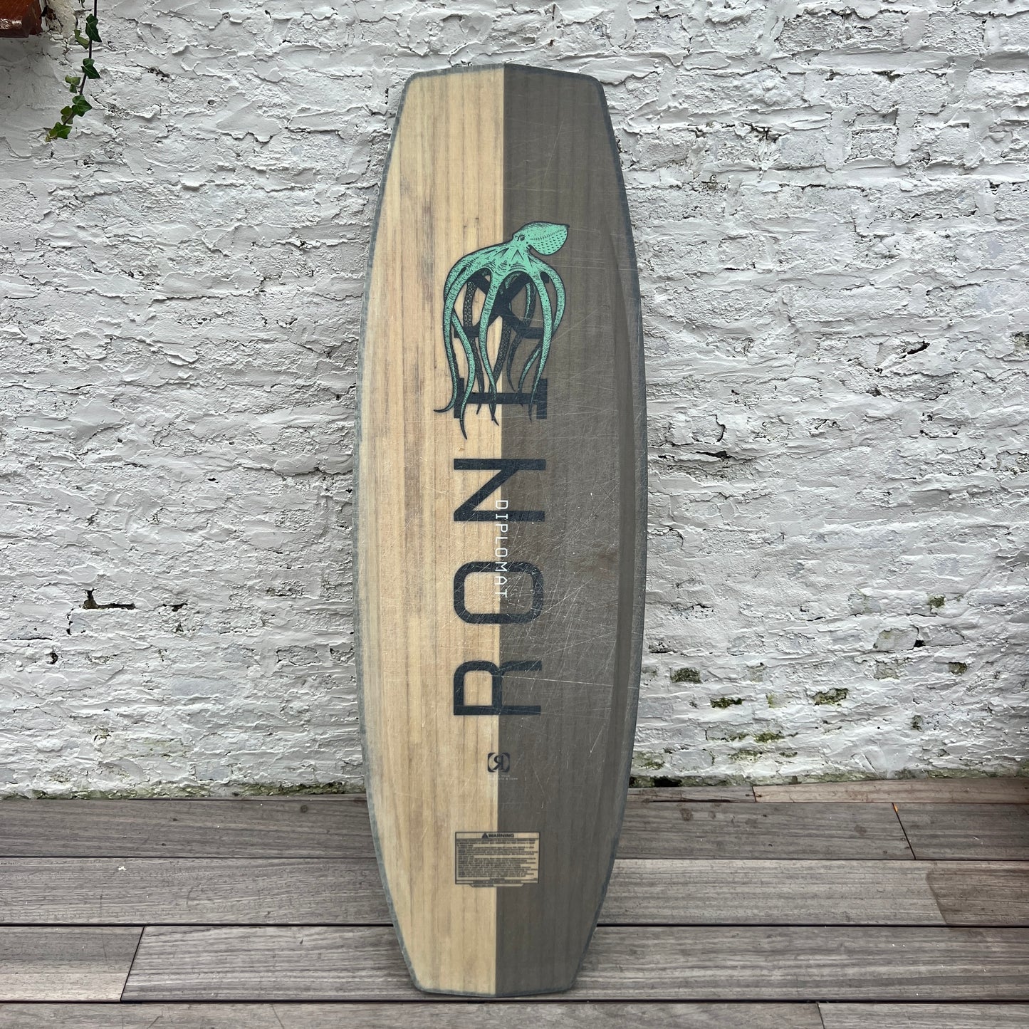 2025 Ronix Diplomat All Over Flex Board Wakeboard 148cm | USED / GRADE A