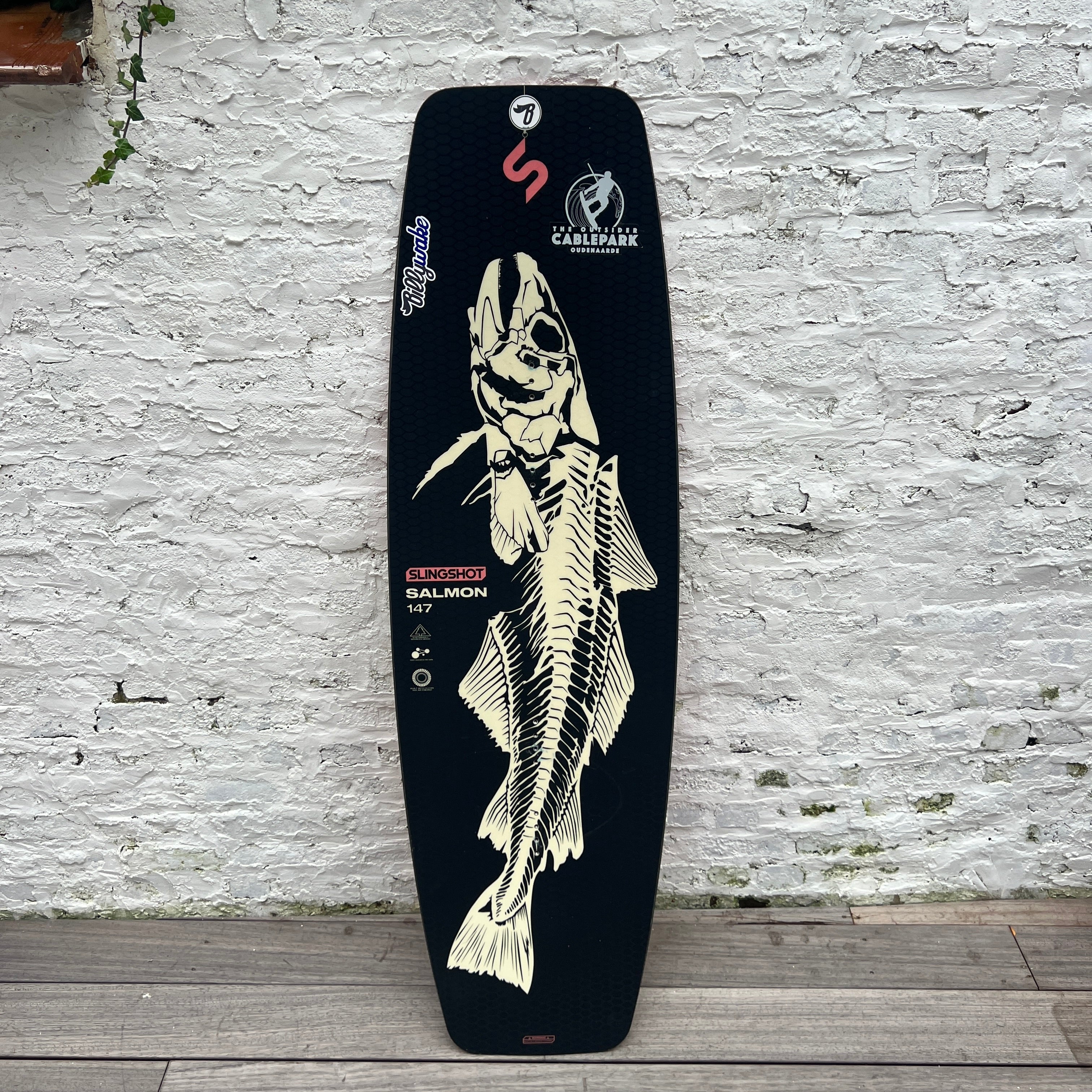 2025 Slingshot SALMON  Wakeboard 147cm SSW06 | USED / GRADE B