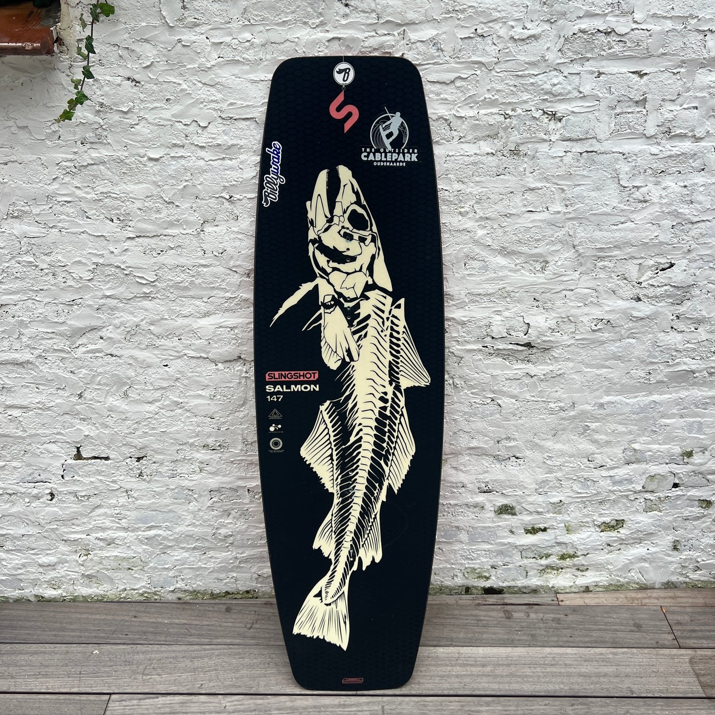 2025 Slingshot SALMON  Wakeboard 147cm SSW06 | USED / GRADE B