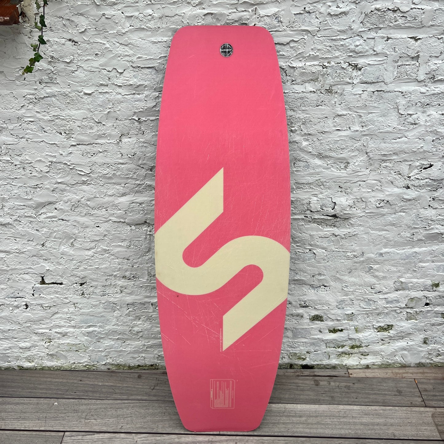 2025 Slingshot SALMON  Wakeboard 147cm SSW06 | USED / GRADE B