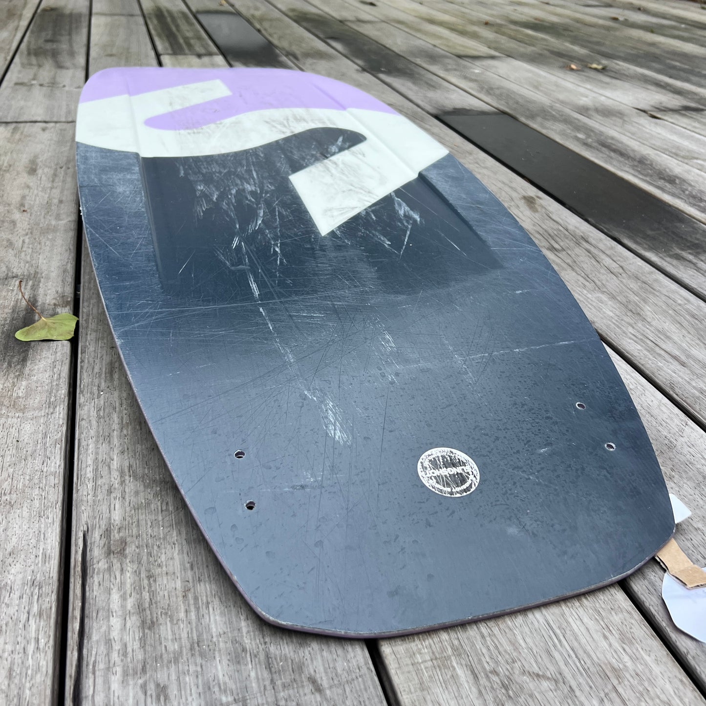 2024 Slingshot CONTRAST Wakeboard 142cm - NUM7 | USED / GRADE A