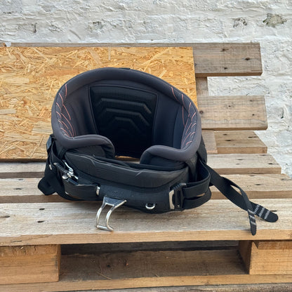 2024 Mystic WARRIOR Harness Harness w/spreader Bar | USED / GRADE A