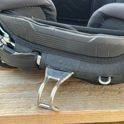 2024 Mystic WARRIOR Harness Harness w/spreader Bar | USED / GRADE A