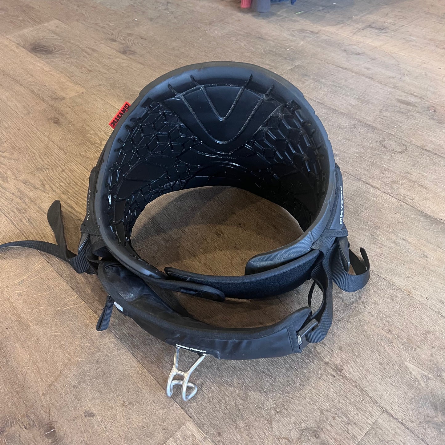 Mystic The Legend Harness w/spreader Bar  | USED / GRADE A