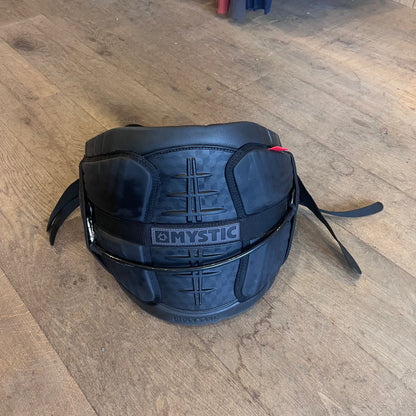 Mystic The Legend Harness w/spreader Bar  | USED / GRADE A