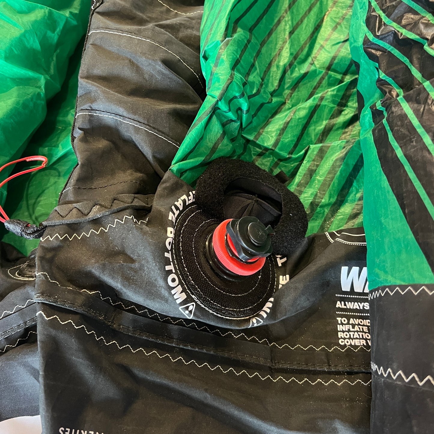 Ozone 8m CATALYST V1 Kite Only w/bag | USED / GRADE B