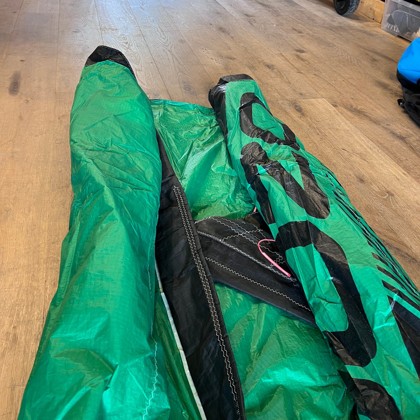 Ozone 8m CATALYST V1 Kite Only w/bag | USED / GRADE B