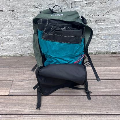 Ozone 8m REO V6 Kite Only w/bag | USED / GRADE A