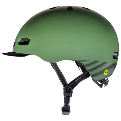 Nutcase STREET | Dirty Martini