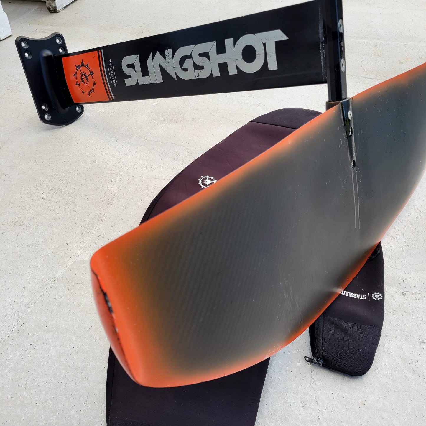 Slingshot Hover Glide 2371cm² FWing + 71cm ALU NEW Mast V1 Package | USED / GRADE C