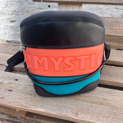 Mystic DRIP Waist Harness w/spreader Bar | USED / GRADE B