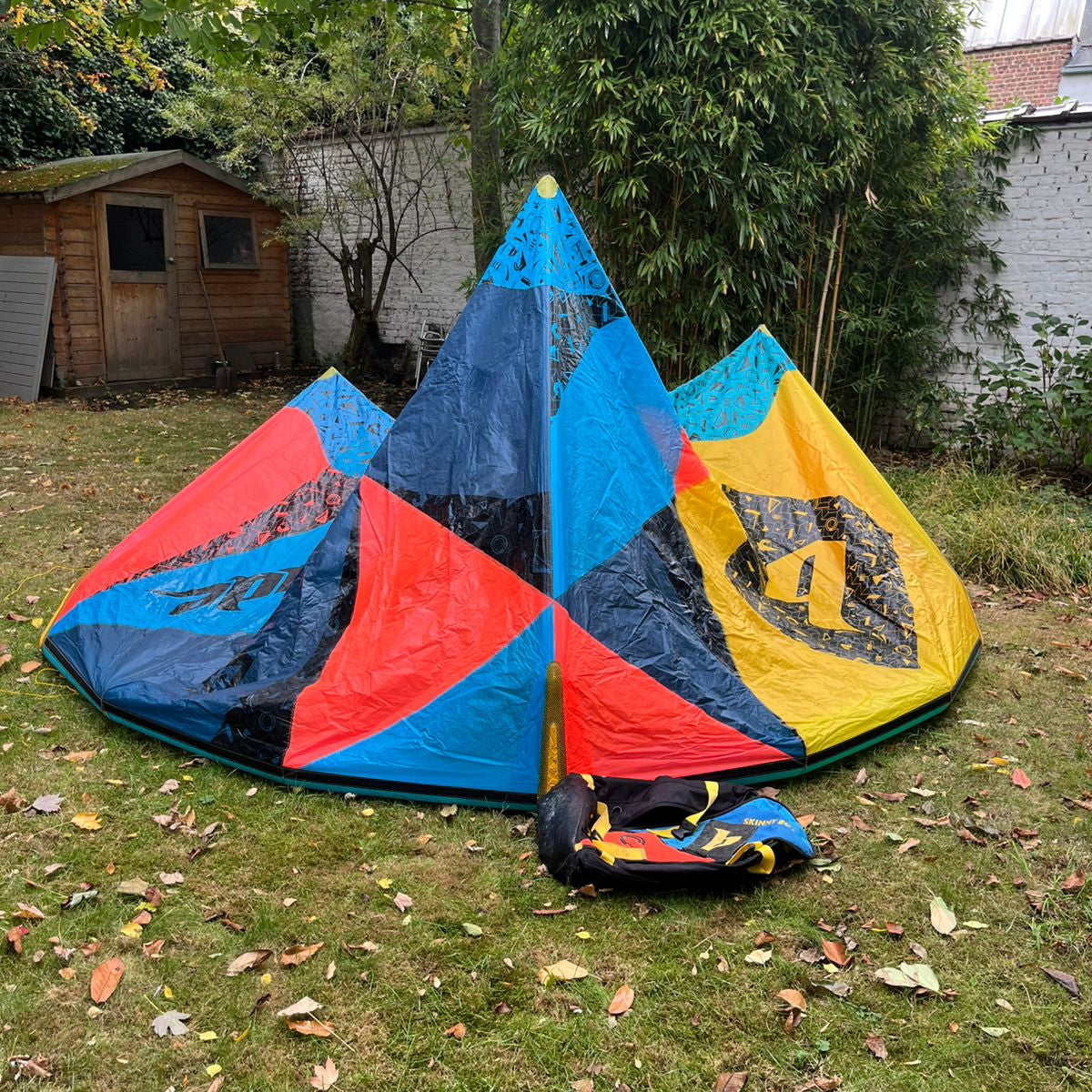 Blade Skinny Boy 3rdGen 12m Kite w/bar | USED / GRADE C