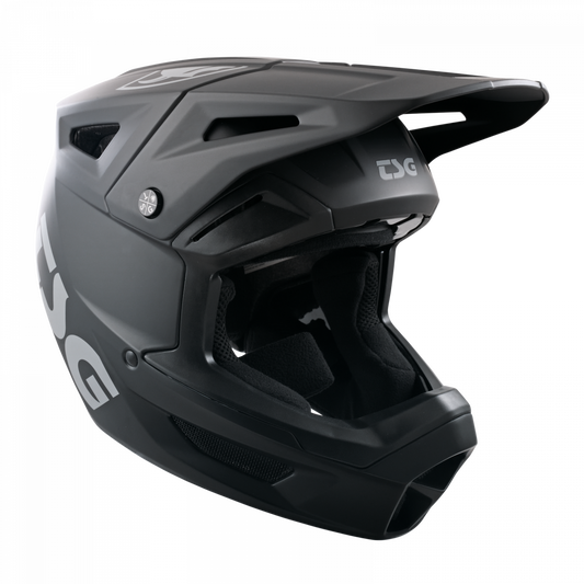 TSG SENTINEL Fullface Skate Helmet