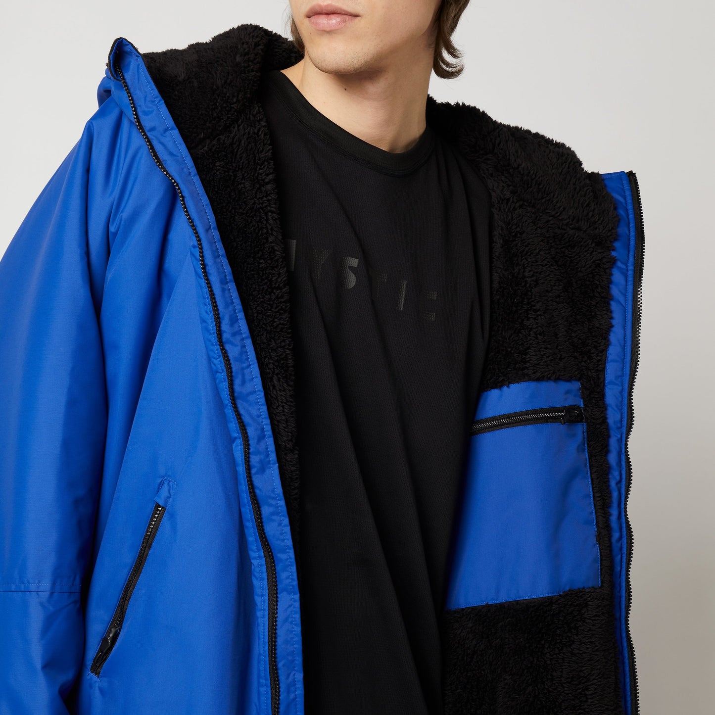 Mystic Poncho Explore | 24