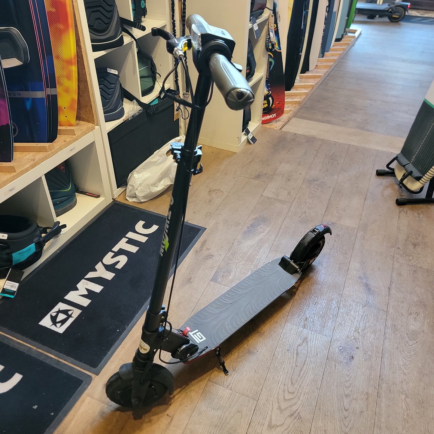 E-Twow  GT SL - 1430km | 700w 48v 10.5Ah  | USED / GRADE B