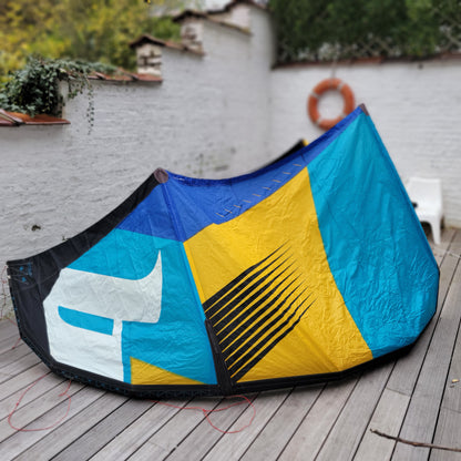 Blade 9m TRIGGER Kite w/bar | USED / GRADE B