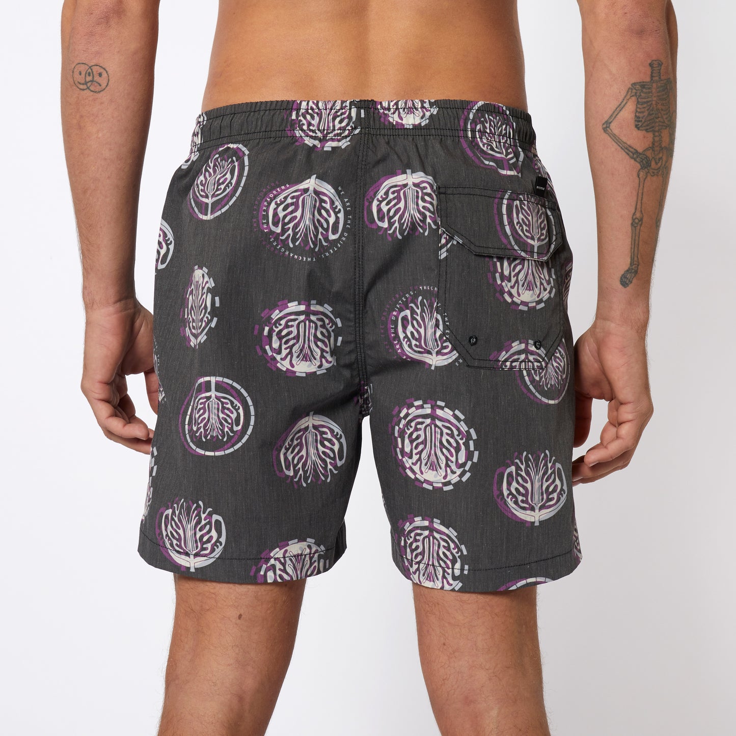 Boardshort de bain Mystic Artwork 2023 | Violet foncé 